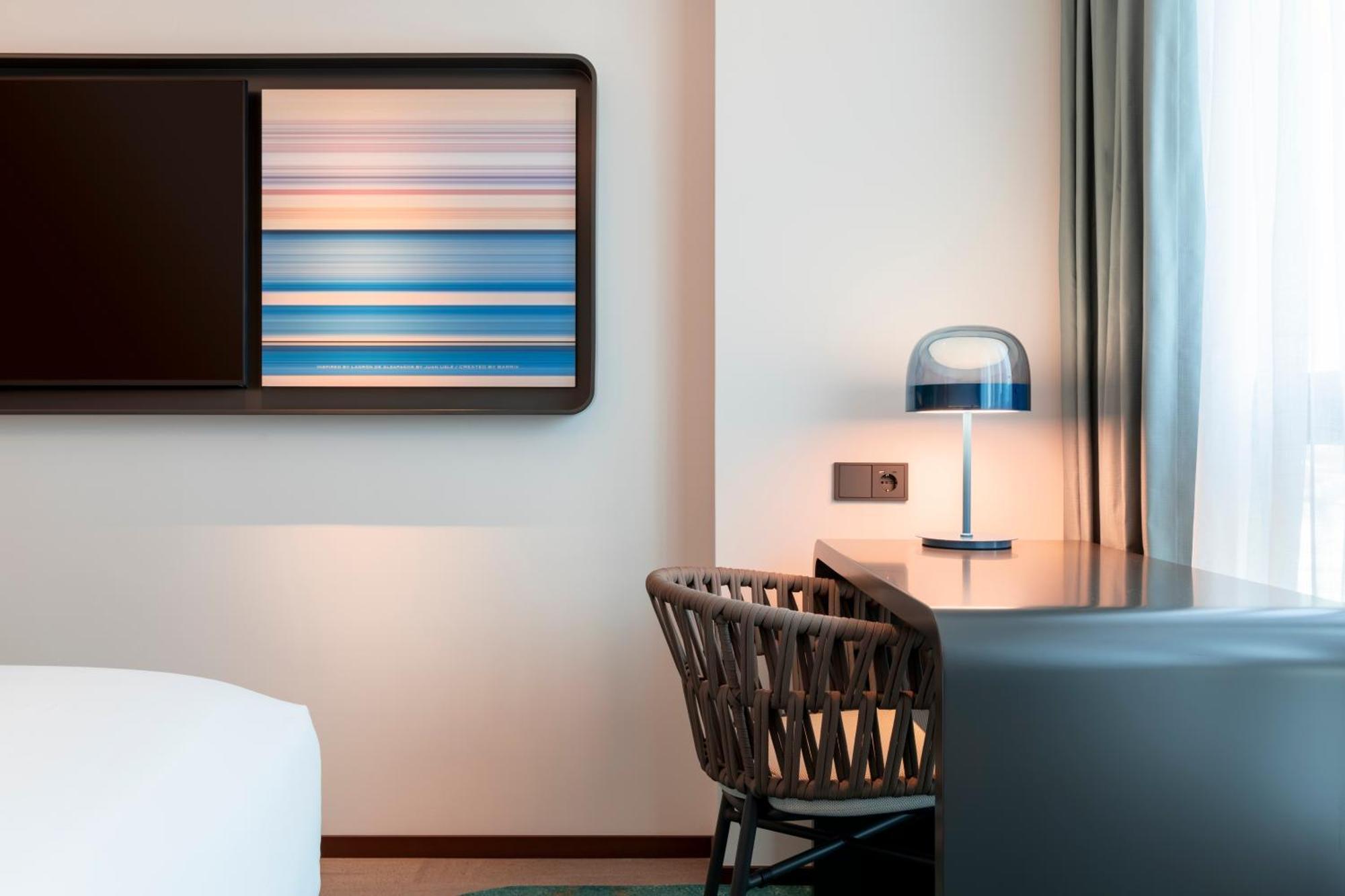 Labtwentytwo Barcelona, A Tribute Portfolio Hotel By Marriott 外观 照片
