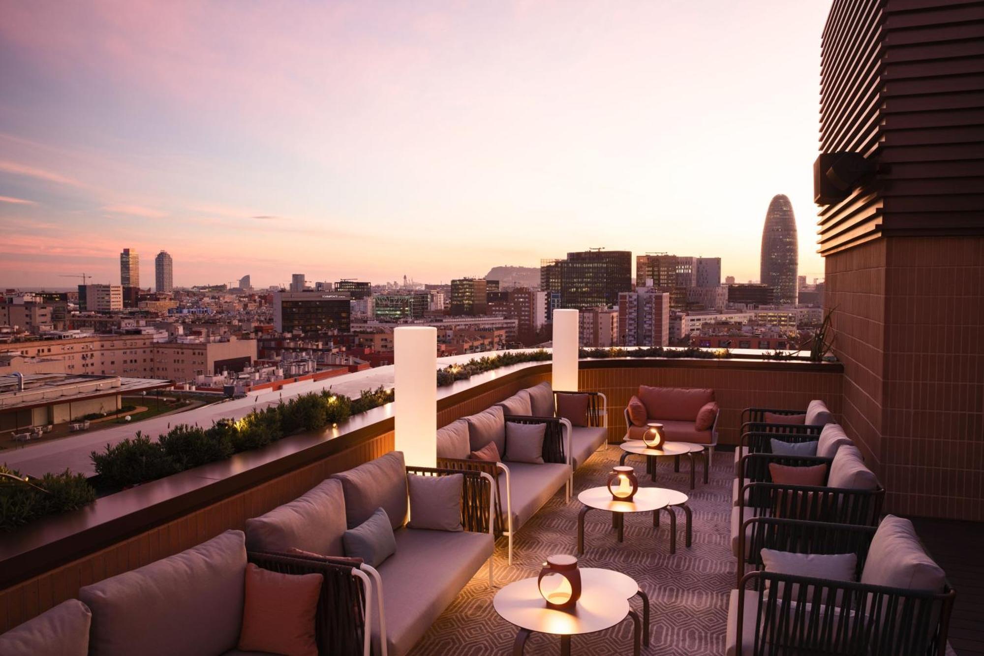 Labtwentytwo Barcelona, A Tribute Portfolio Hotel By Marriott 外观 照片