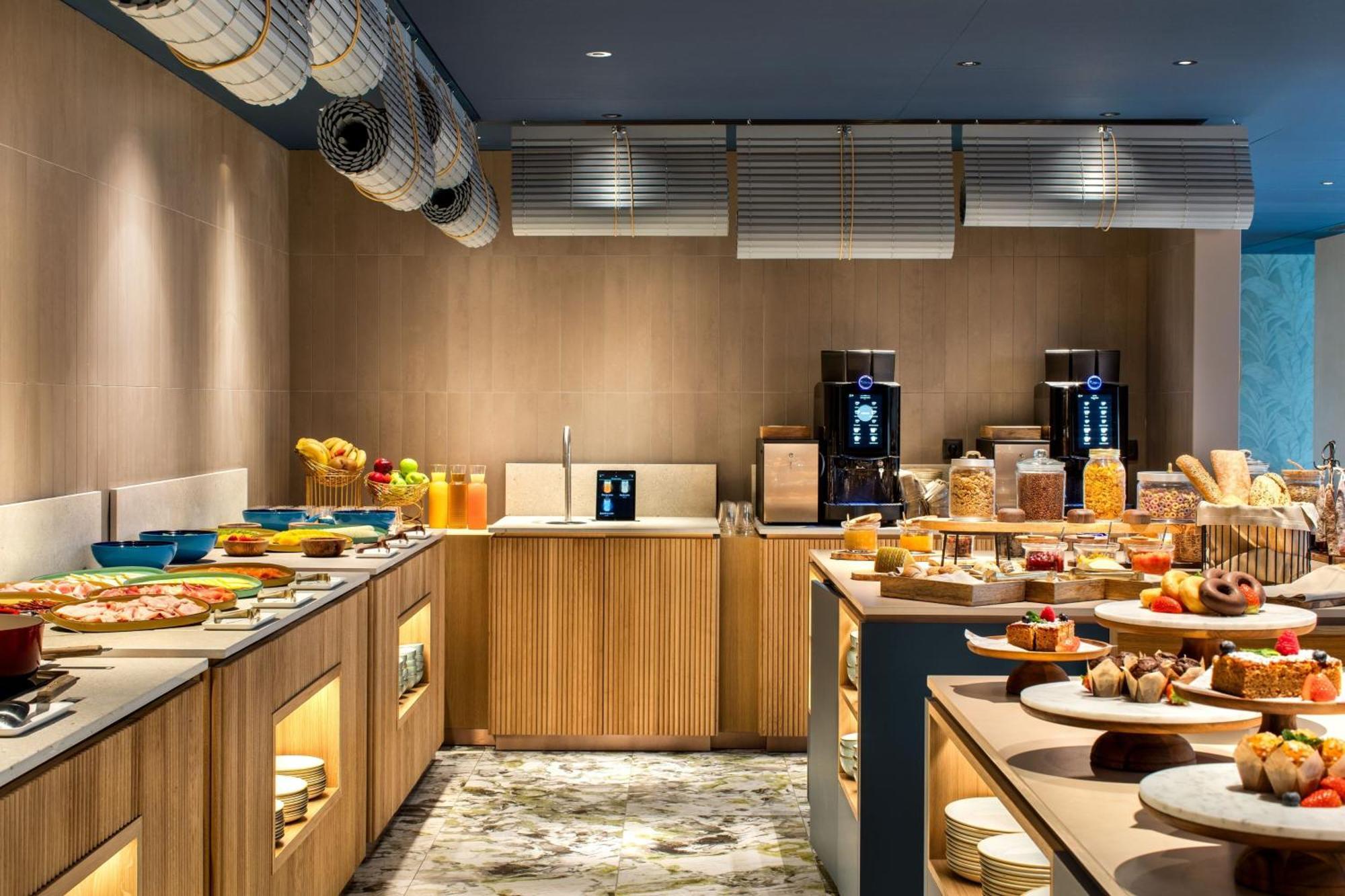 Labtwentytwo Barcelona, A Tribute Portfolio Hotel By Marriott 外观 照片