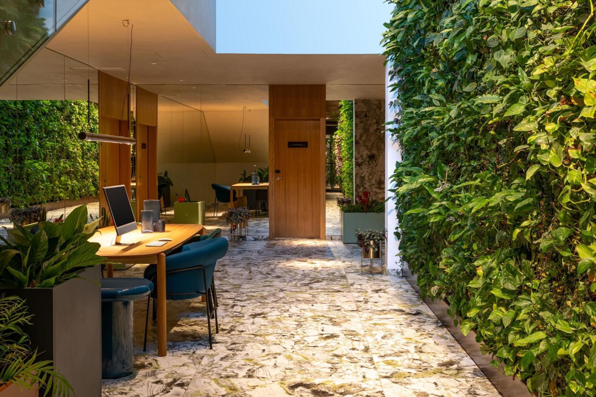 Labtwentytwo Barcelona, A Tribute Portfolio Hotel By Marriott 外观 照片