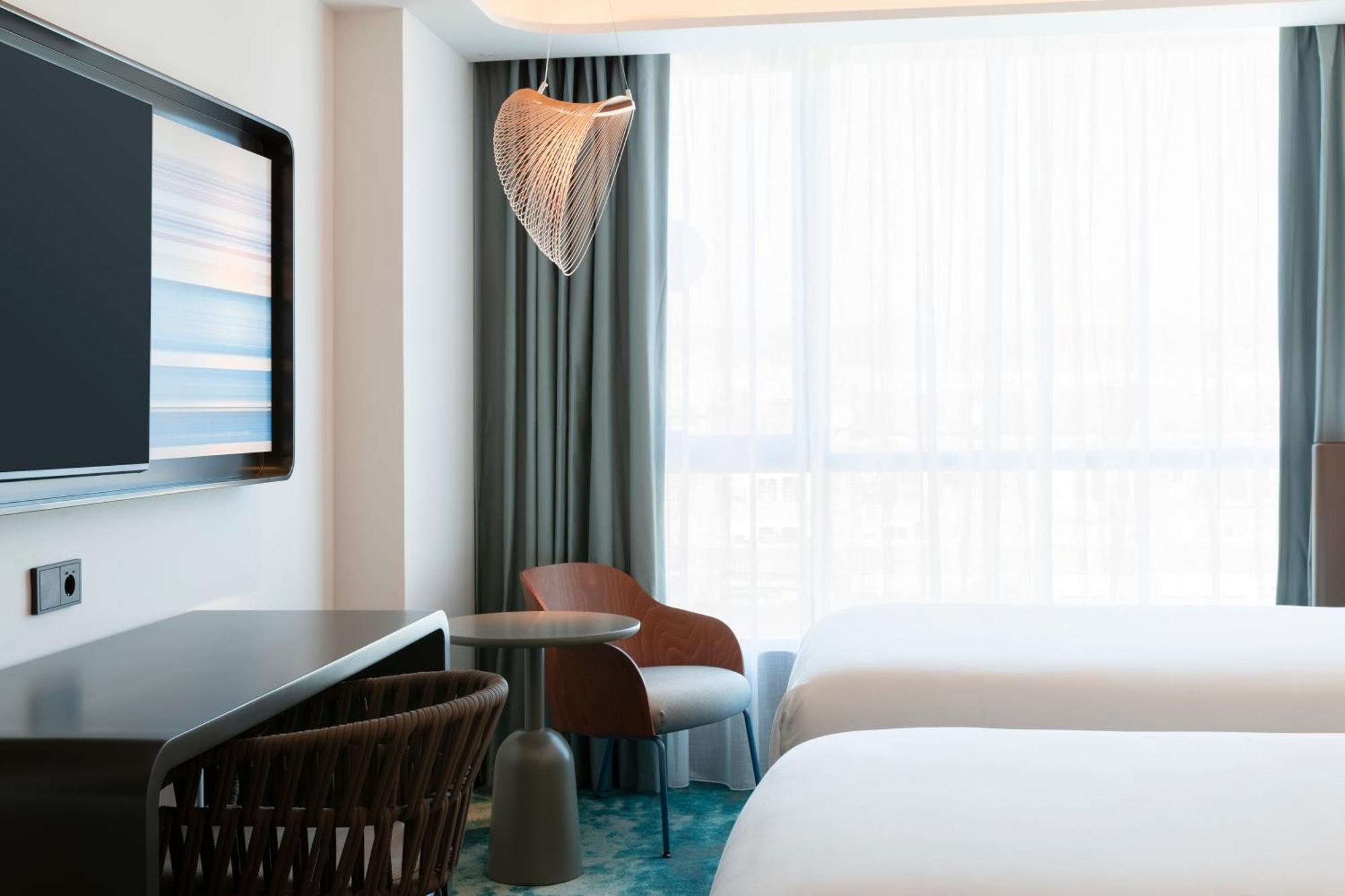 Labtwentytwo Barcelona, A Tribute Portfolio Hotel By Marriott 外观 照片